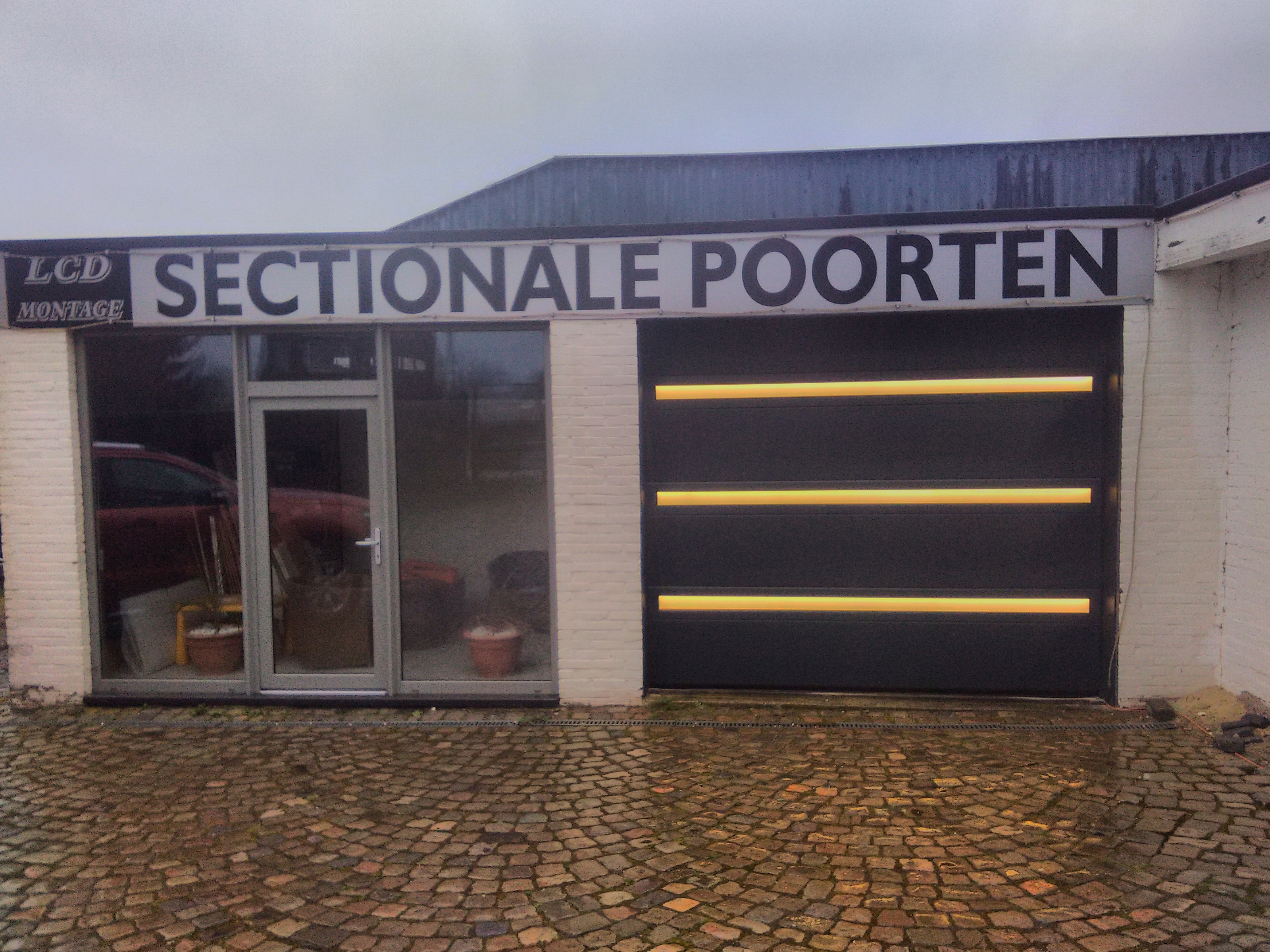 garagepoortinstallateurs Grote-Brogel LCD Montage BVBA