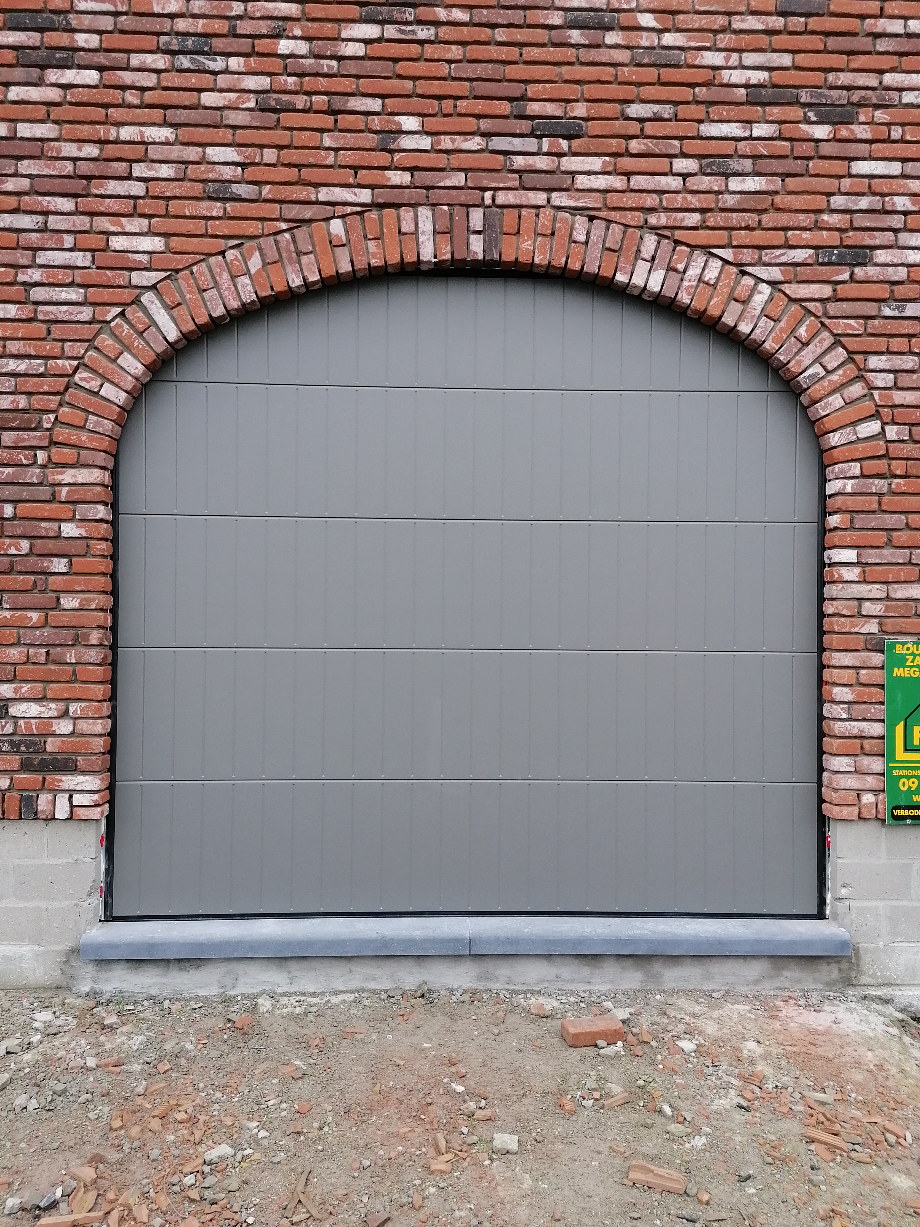 garagepoortinstallateurs Erondegem Marjo Watthe aluminiumschrijnwerk